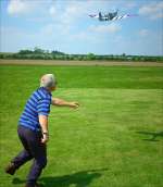 Hand launch